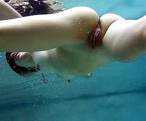 25P Underwater Fun 2