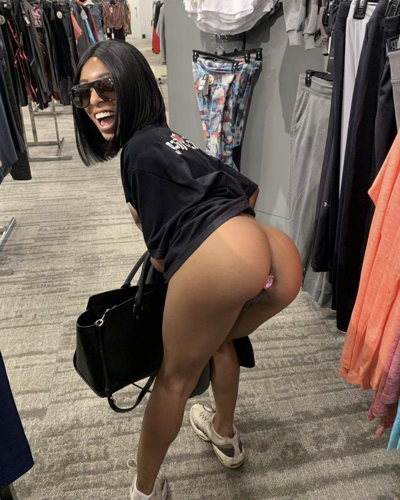 13P Flashing In Public
