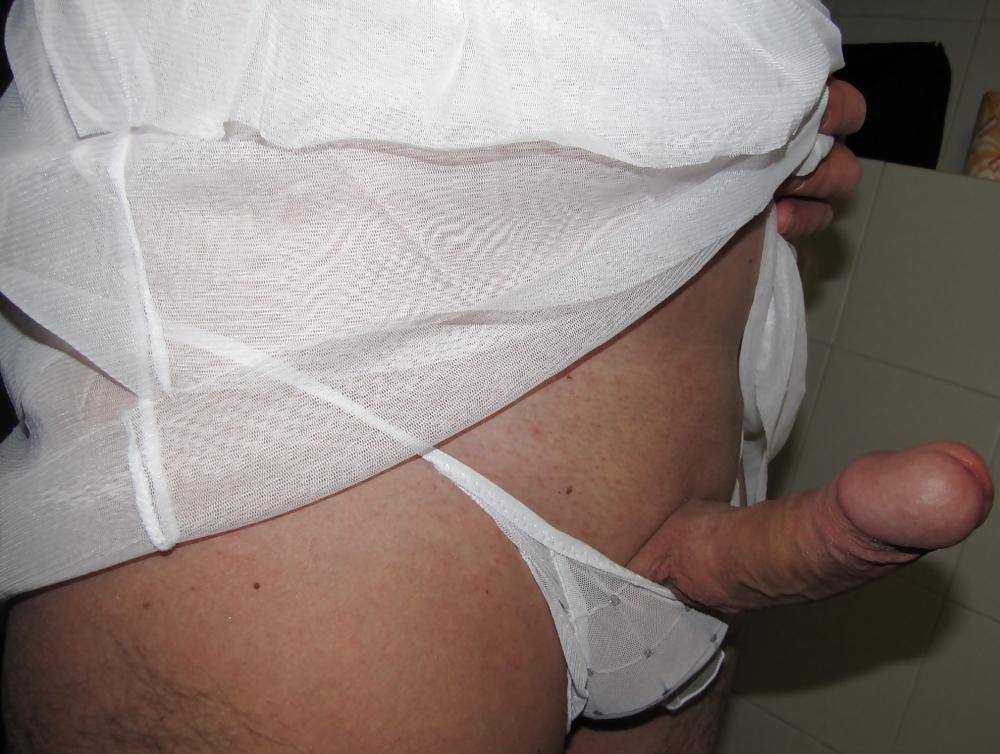 24P Panties et cock in the shower