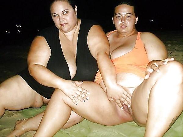 20P REAL BBW Lesbian Couple On The Beach