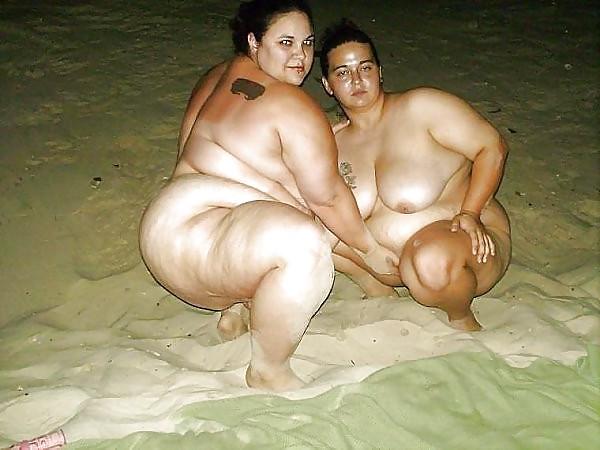 20P REAL BBW Lesbian Couple On The Beach