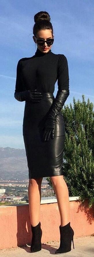 25P Classy Ladys in Leather Outfits 1 - by Redbull18