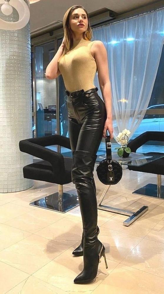 25P Classy Ladys in Leather Outfits 1 - by Redbull18