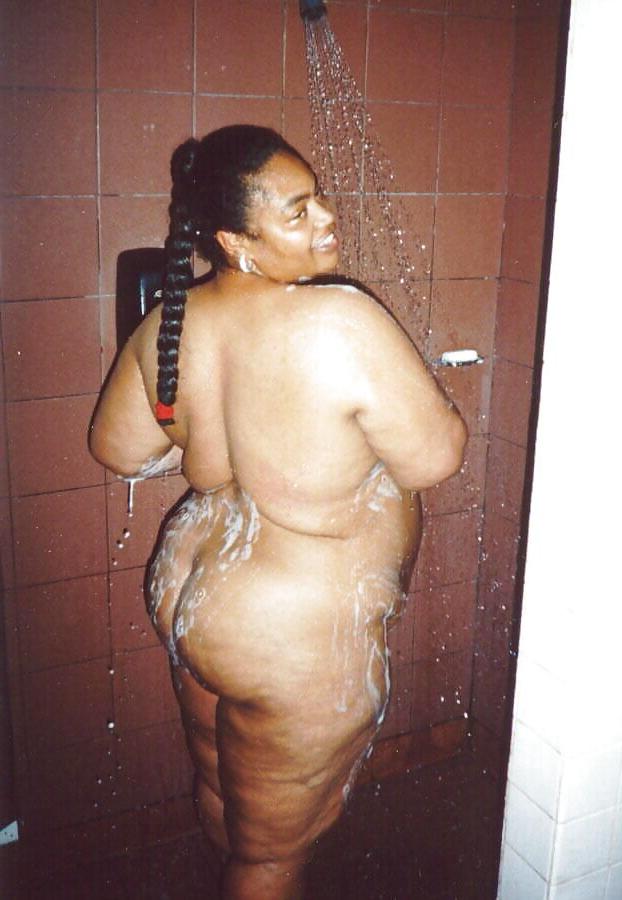 12P Ebony BBW Karin