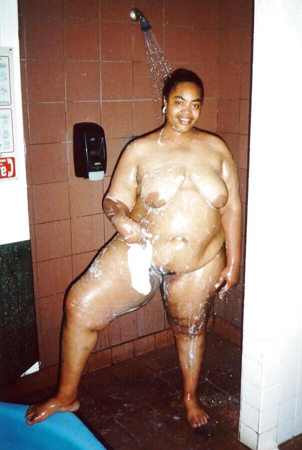 12P Ebony BBW Karin