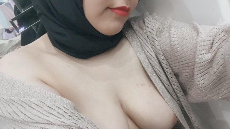 10P Turkish Hijab Girl 2