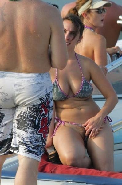 22P Flashing In Public