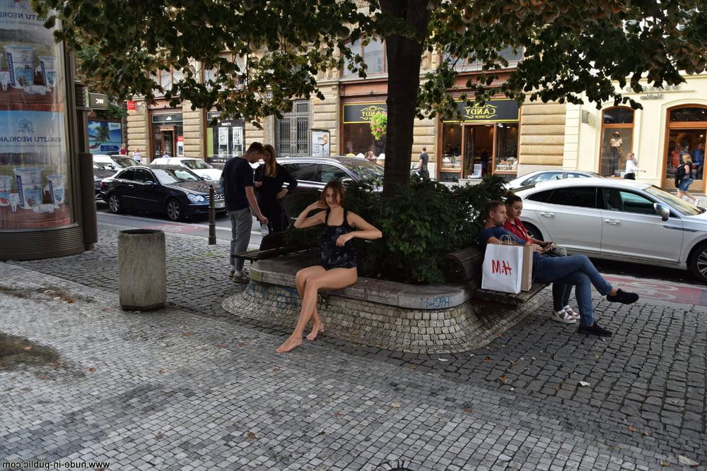 25P Nude in Public 02