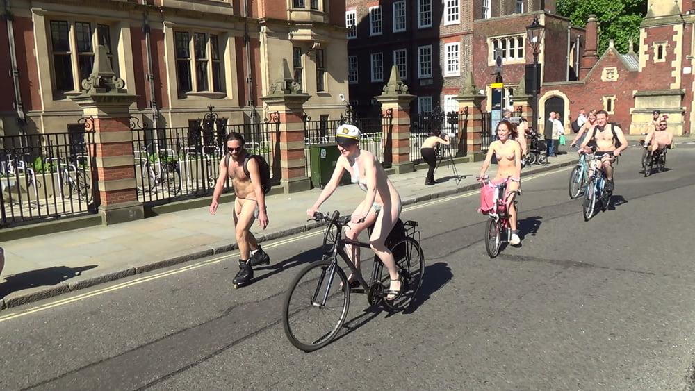 25P Red Hair Flower Girl London 2013 wnbr world naked bike ride