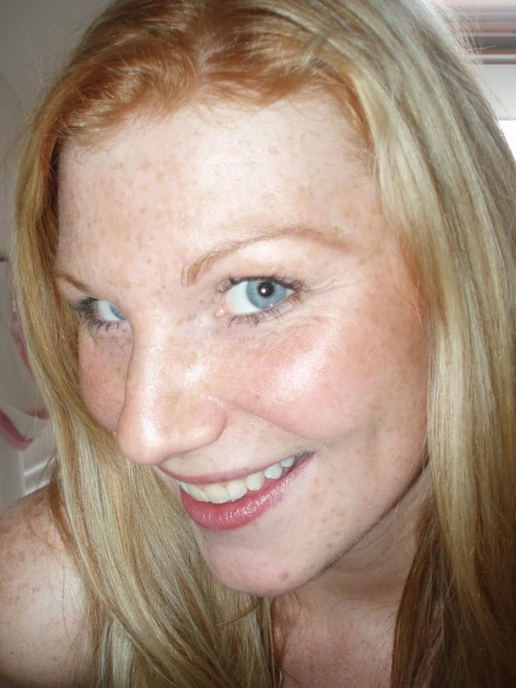 25P Naughty Girlfriends 09