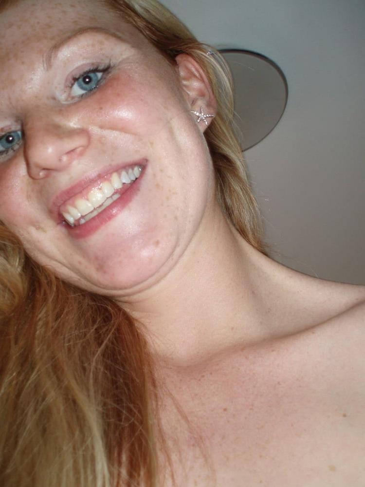 25P Naughty Girlfriends 09