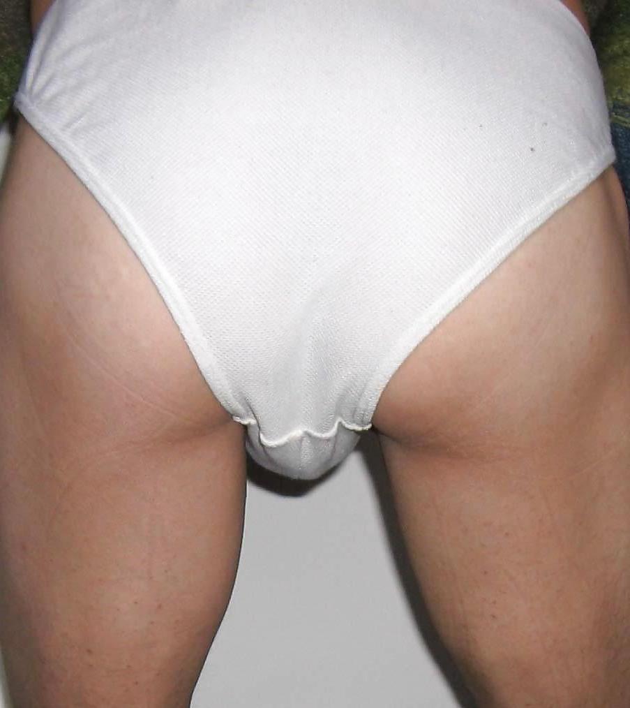 21P Manley in underwear