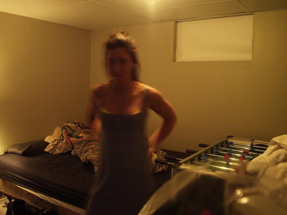 25P Naughty Girlfriends 06