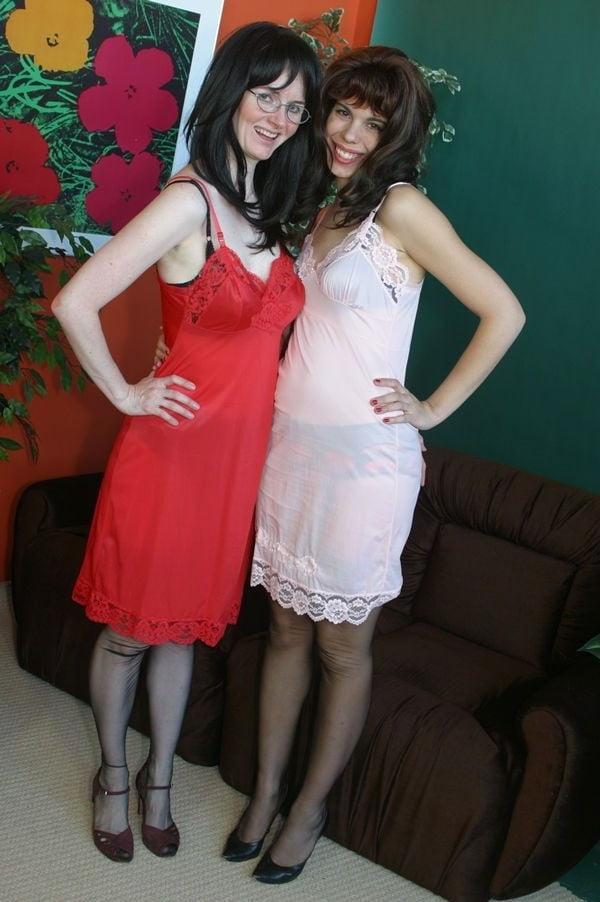 25P Satin slips and Petticoat 3