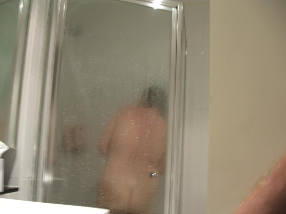 25P Mature Shower Time