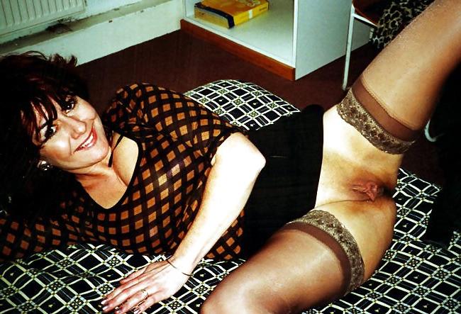25P British Readers Wives VI