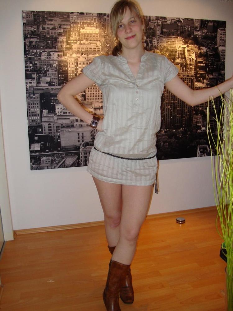 25P Naughty Girlfriends 13
