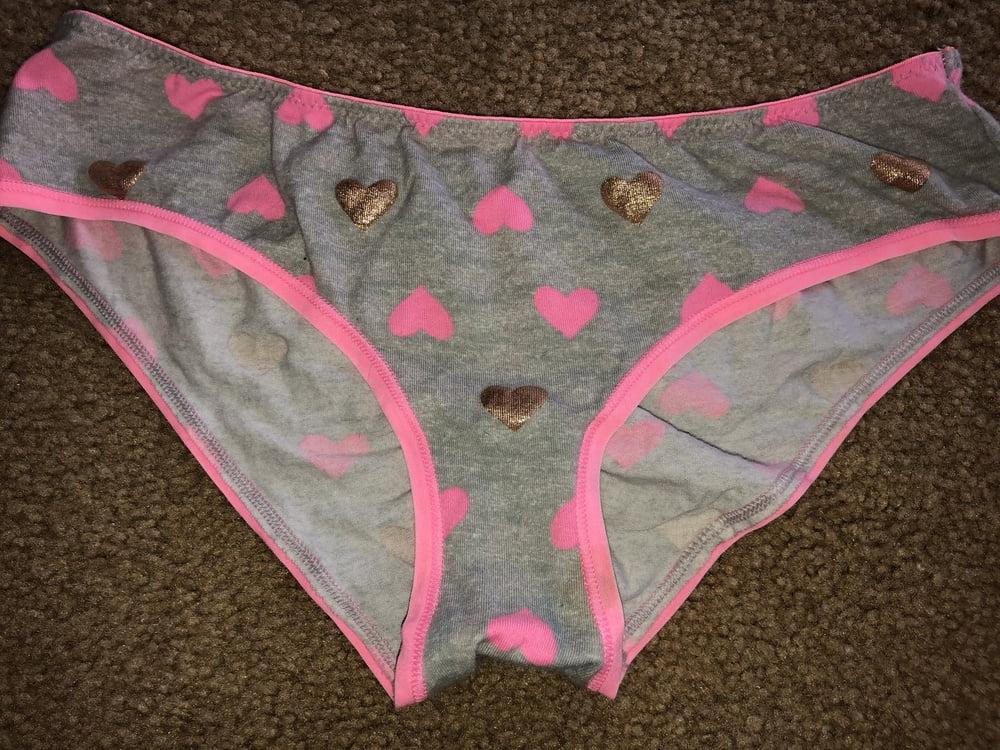 25P Julia's Underwear