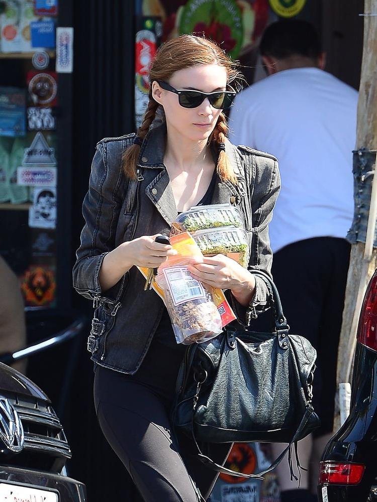 25P Rooney Mara dragon tattoo lady vol.2