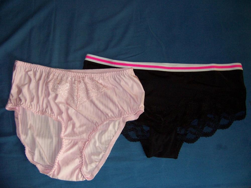 22P Kim's new underwear