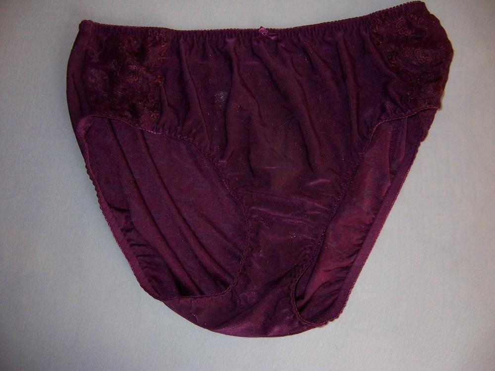 22P Kim's new underwear