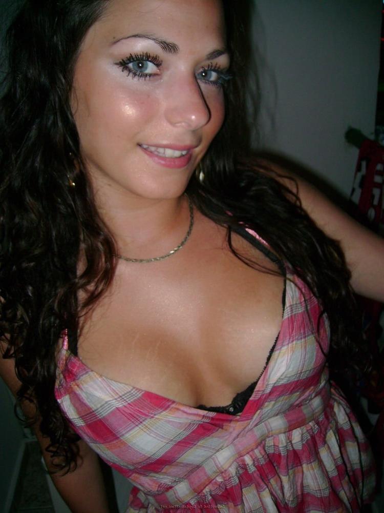 25P Naughty Girlfriends 11