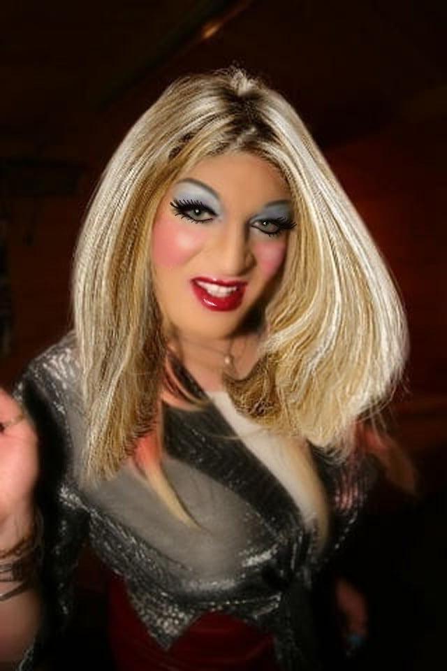 25P Fetish Makeup 4