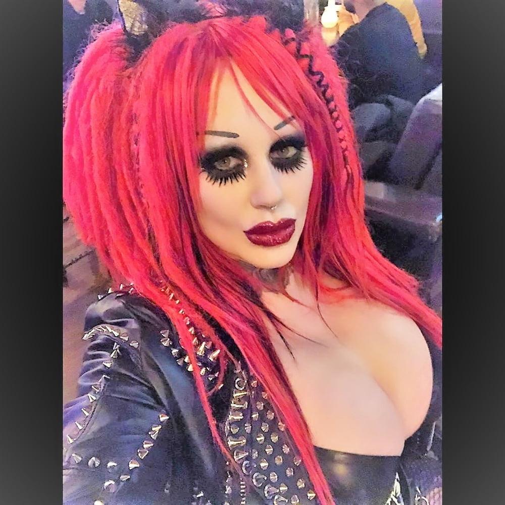 25P Fetish Makeup 4
