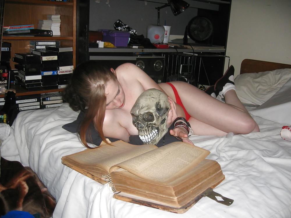 15P Weird Girl with a skull! 
