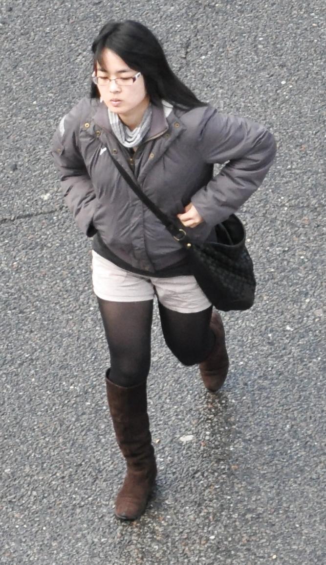 9P Harlem Girls in the Heat New York Asian Shorts and Boots