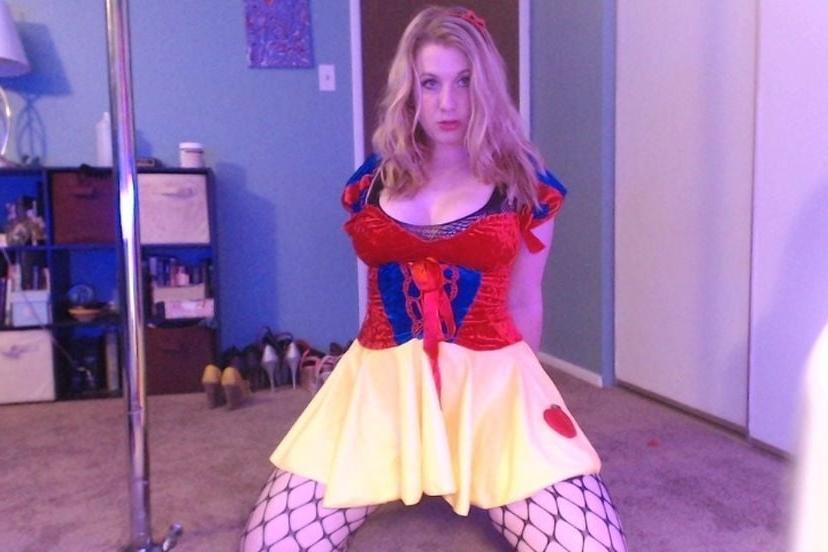 25P Naughty Girlfriends 12