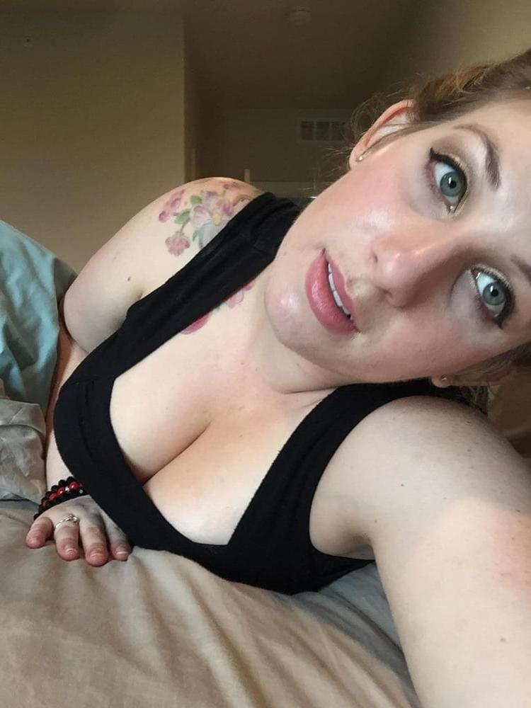25P Naughty Girlfriends 12