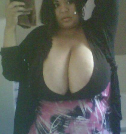 16P Huge Knockers