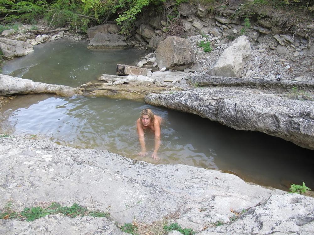 25P Naked in nature 24