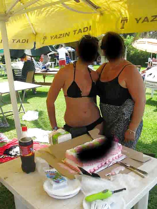 11P Turkish Facebook Bikinis