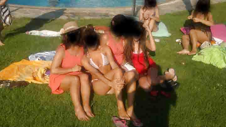 11P Turkish Facebook Bikinis