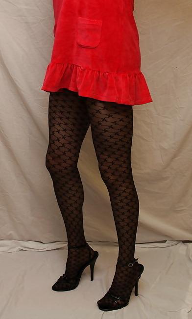 8P Red Black