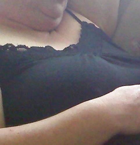 5P Bbw braless hard nipple