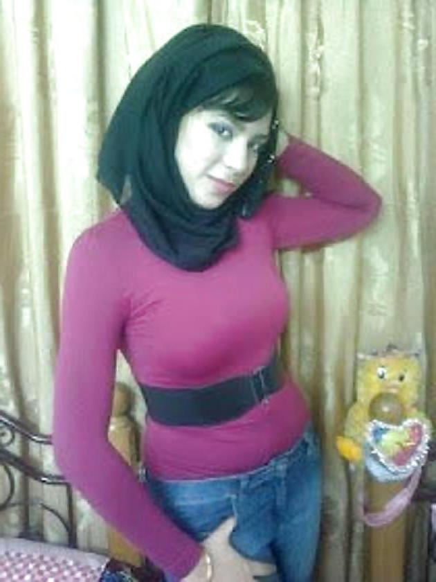 8P Arab turkish girls 15