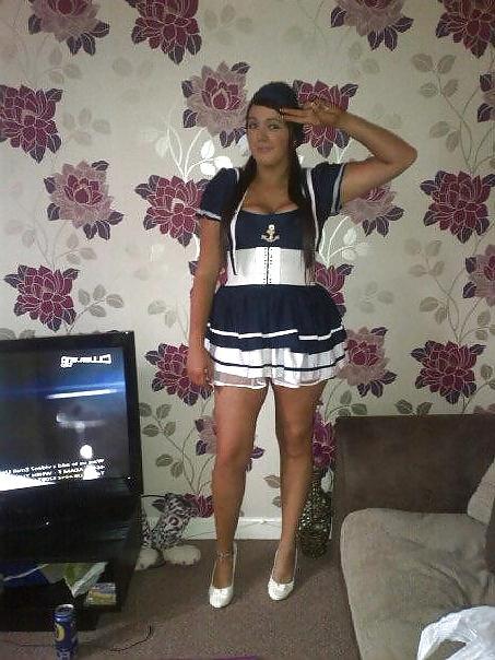 11P Sexy Outfit Cleavage Teen From MeetMeMatch