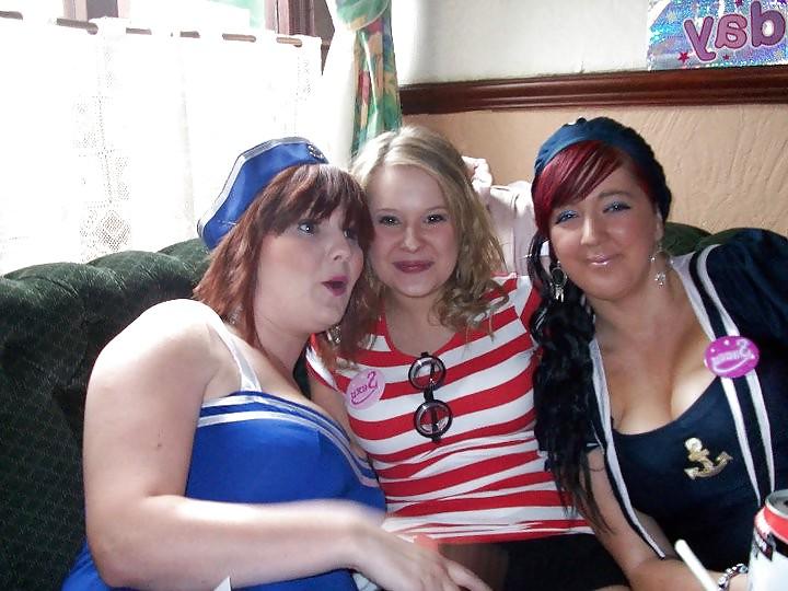 11P Sexy Outfit Cleavage Teen From MeetMeMatch