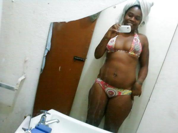 10P Mix tagged  black grils 