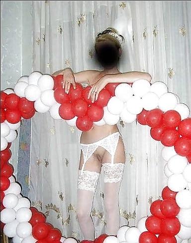 25P NAUGHTY BRIDES 9
