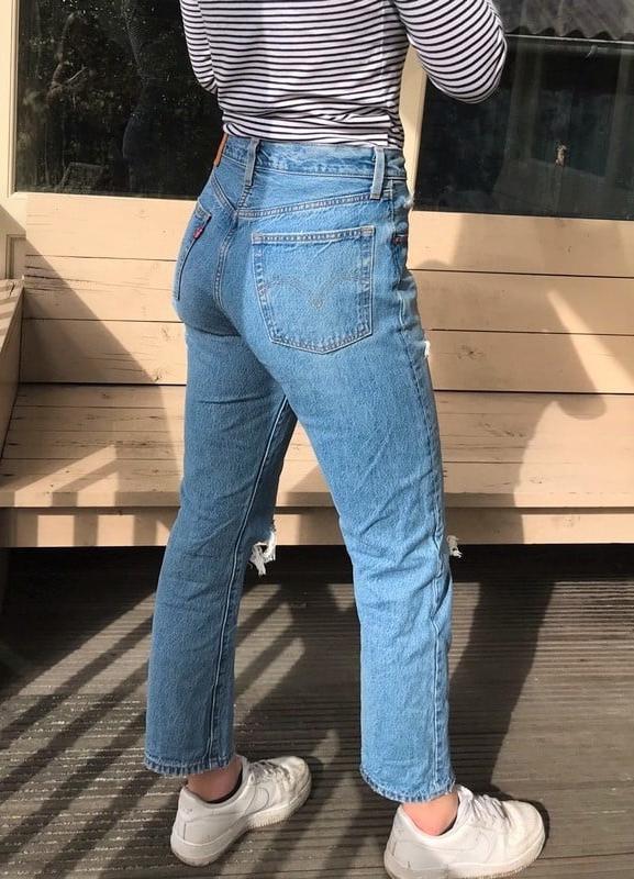 25P Feeding my Jeans Fetish 2....