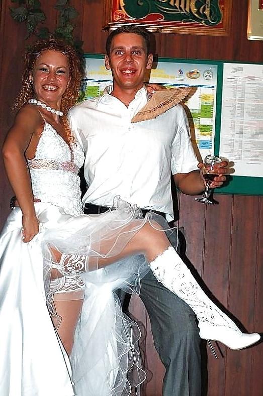 25P NAUGHTY BRIDES 7