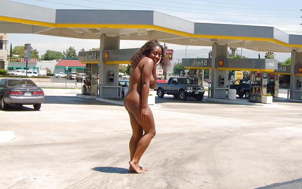 25P BLACK GIRLS NUDE IN PUBLIC
