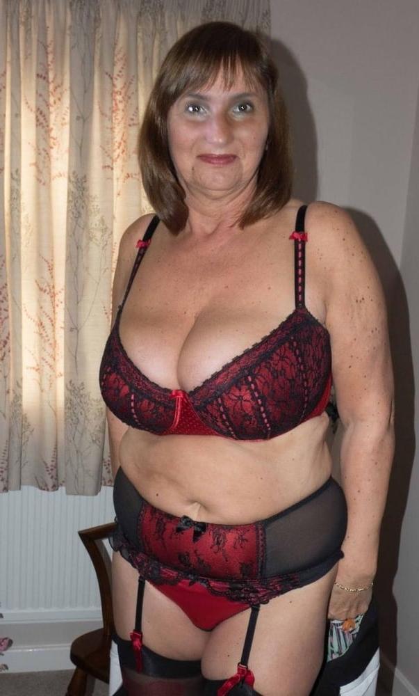 24P Older and hot 066 (Underwear)