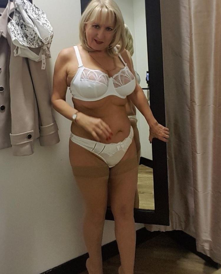 24P Older and hot 066 (Underwear)