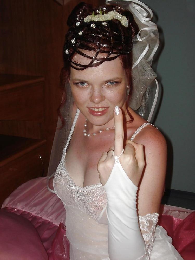 25P NAUGHTY BRIDES 6