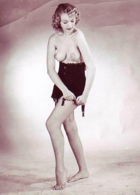 10P Retro Tits 33